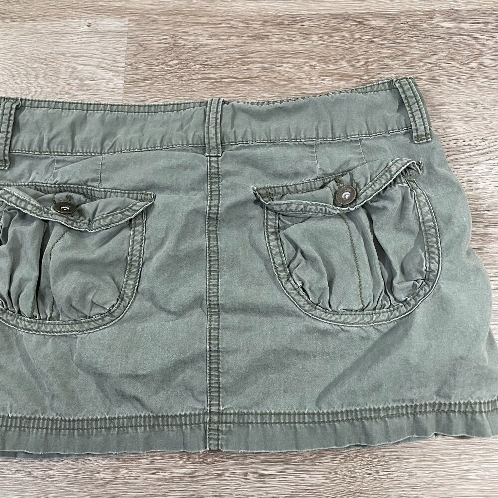 Low Rise Mini Skirt - Picture 8 of 9